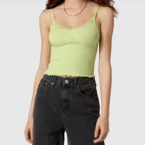 BDG Urban Outfitters Crop Top Mit Spitzenbesatz – Grün 13