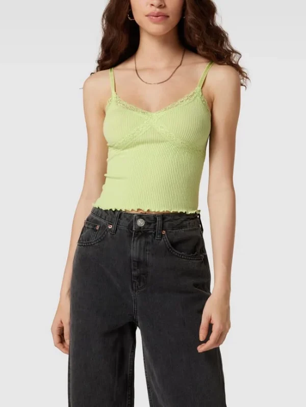 BDG Urban Outfitters Crop Top Mit Spitzenbesatz – Grün 5