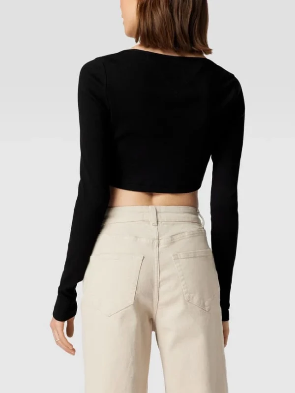 Tommy Jeans Cropped Longsleeve Mit Label-Patch Modell ‘CROP RIB CENTER BADGE’ – Schwarz 6